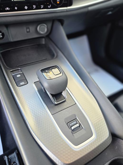 Nissan Qashqai 158KS N-Connecta VIRTUAL,ACC,360°,AMBI,TVOR.JAMSTVO, fotografija 16