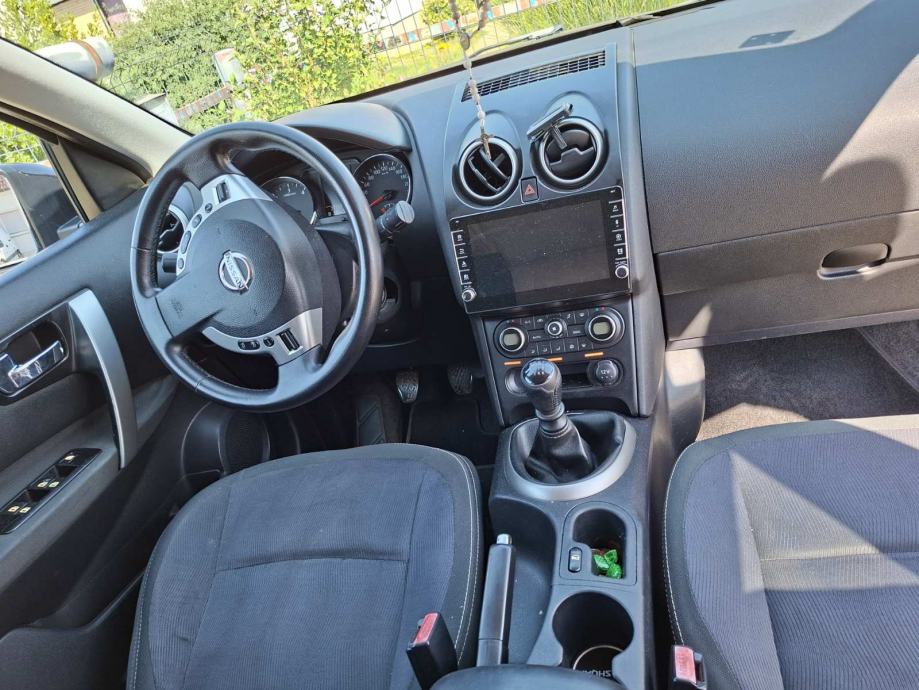 Nissan Qashqai+2 1,5 dCi, fotografija 13