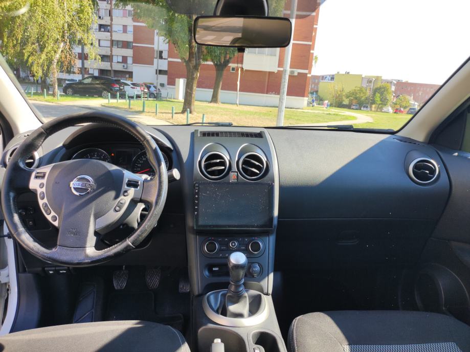 Nissan Qashqai 2,0 16V, fotografija 10