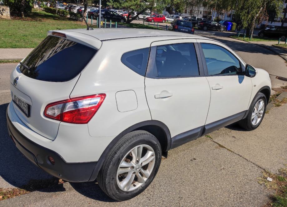 Nissan Qashqai 2,0 16V, fotografija 13