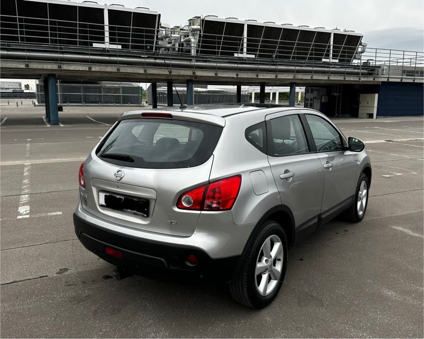 Nissan Qashqai 2,0 dCi Automatik Hr Auto Pano Keyless go Full oprema, fotografija 5