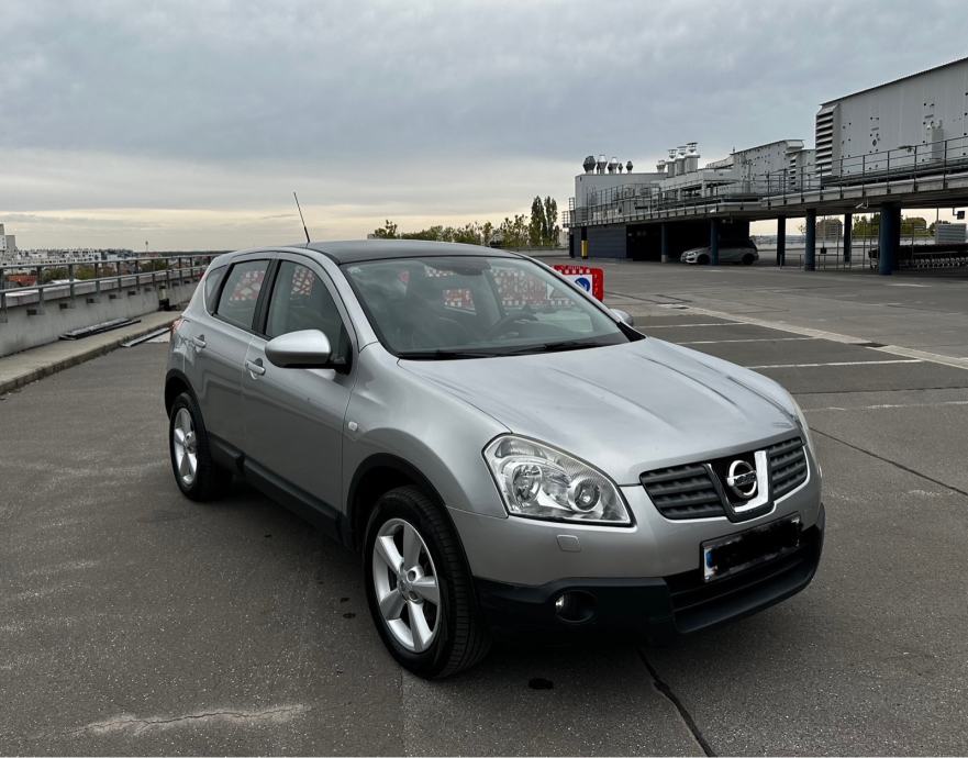 Nissan Qashqai 2,0 dCi Automatik Hr Auto Pano Keyless go Full oprema, fotografija 3