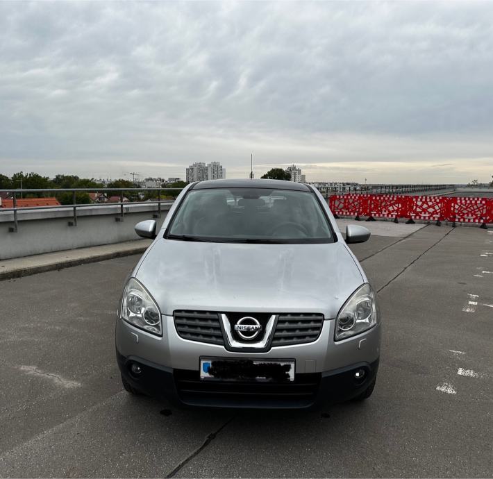 Nissan Qashqai 2,0 dCi Automatik Hr Auto Pano Keyless go Full oprema, fotografija 2