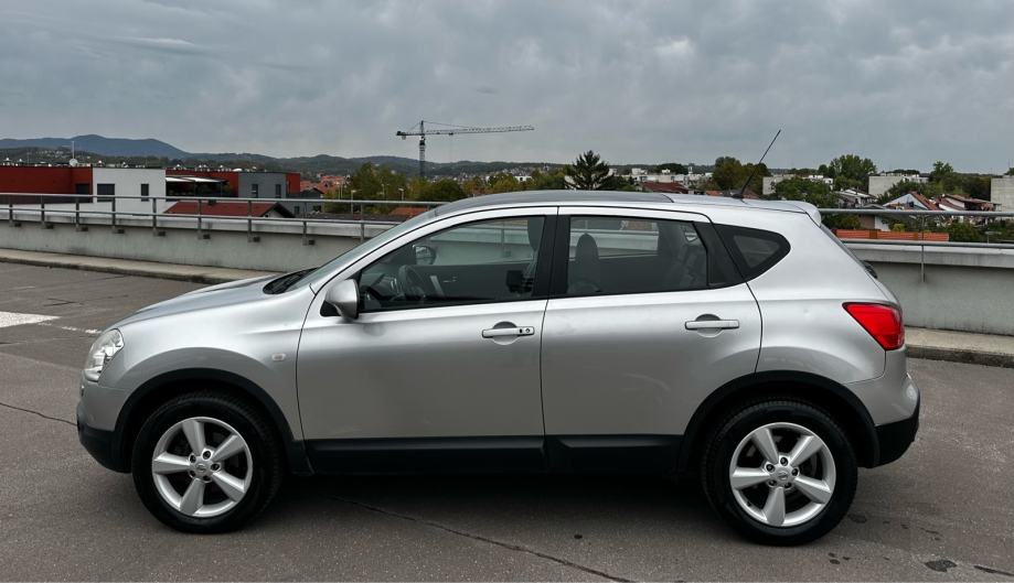 Nissan Qashqai 2,0 dCi Automatik Hr Auto Pano Keyless go Full oprema, fotografija 8