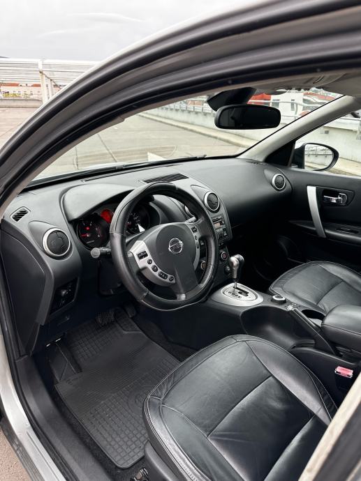 Nissan Qashqai 2,0 dCi Automatik Hr Auto Pano Keyless go Full oprema, fotografija 9
