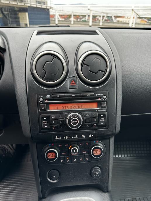 Nissan Qashqai 2,0 dCi Automatik Hr Auto Pano Keyless go Full oprema, fotografija 15