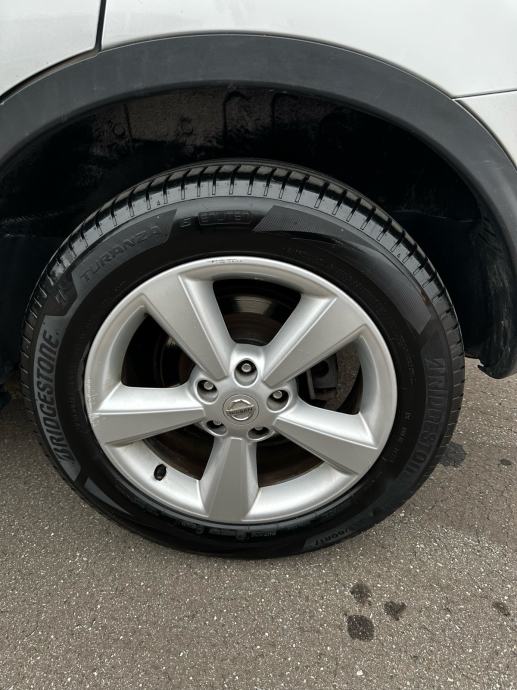 Nissan Qashqai 2,0 dCi Automatik Hr Auto Pano Keyless go Full oprema, fotografija 20