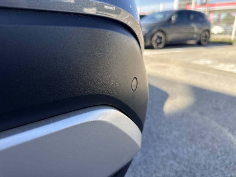 NISSAN QASHQAI 2022 • PREMIUM jamstvo • AutoZubak Rabljena, fotografija 20