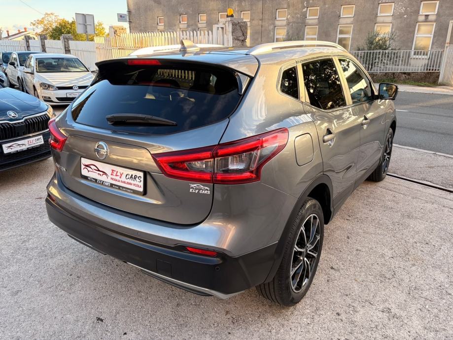 Nissan Quashia 1.5 dci 110Ks Euro6/PANORAMSKI KROV/PARKING KAMERA 360, fotografija 6