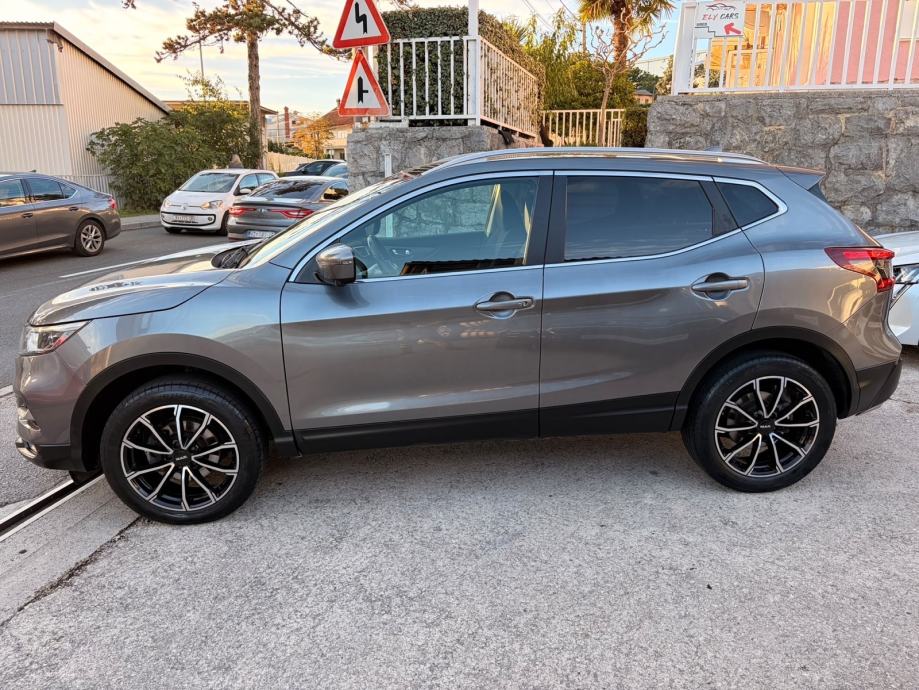 Nissan Quashia 1.5 dci 110Ks Euro6/PANORAMSKI KROV/PARKING KAMERA 360, fotografija 7
