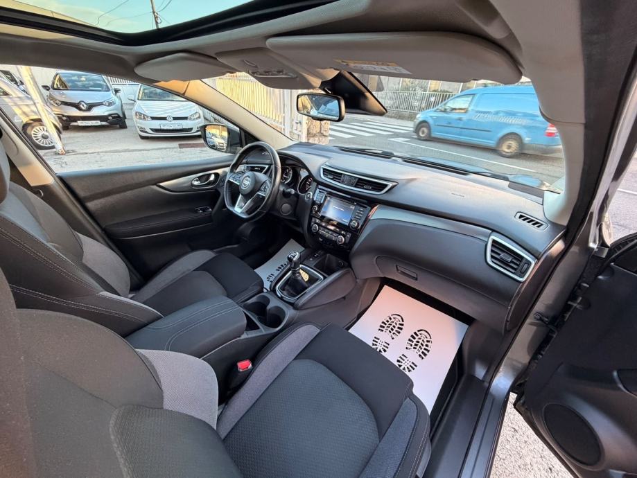 Nissan Quashia 1.5 dci 110Ks Euro6/PANORAMSKI KROV/PARKING KAMERA 360, fotografija 20