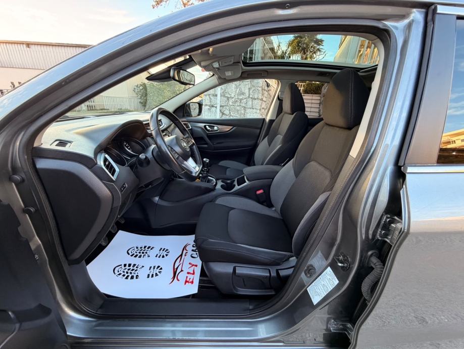 Nissan Quashia 1.5 dci 110Ks Euro6/PANORAMSKI KROV/PARKING KAMERA 360, fotografija 12