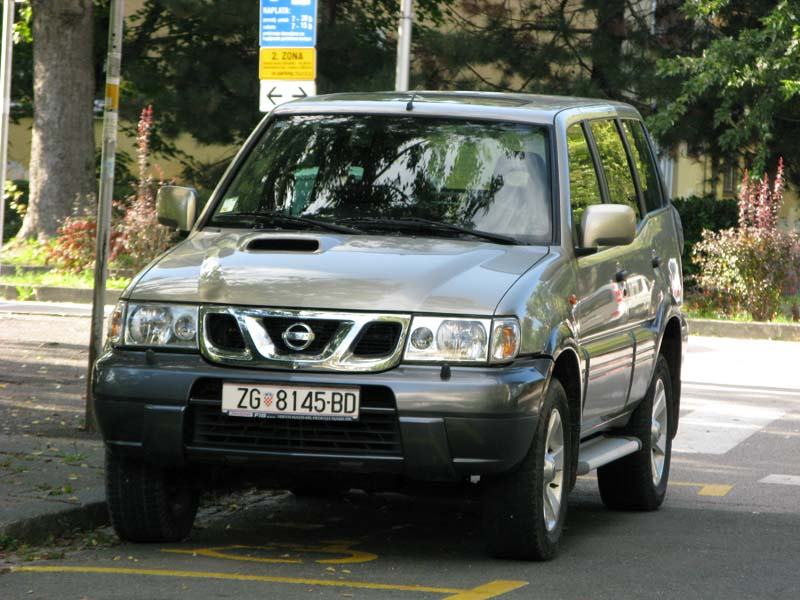 Nissan terrano elegance