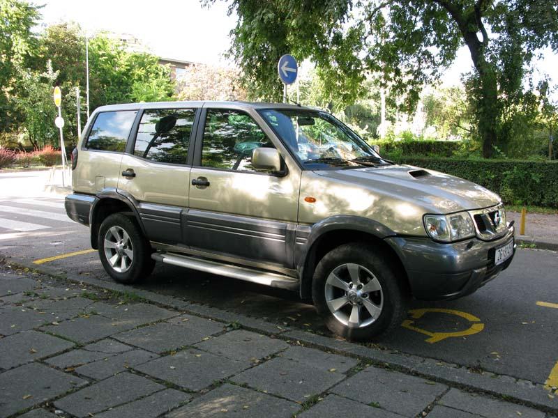 Nissan terrano elegance