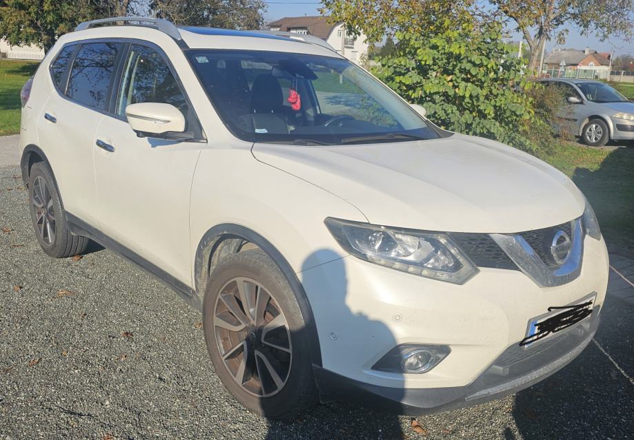 Nissan X-Trail 1,6 dCi automatik TEKNA, fotografija 3