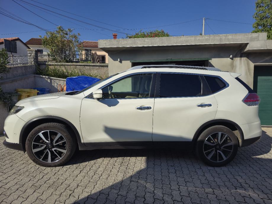 Nissan X-Trail 1,6 dCi, fotografija 2