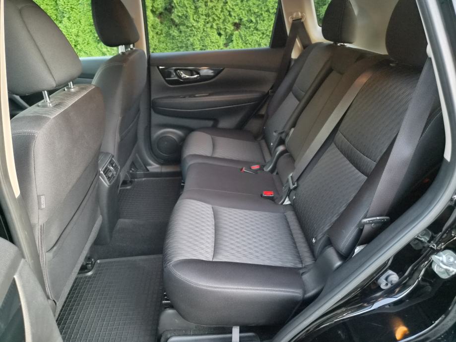 Nissan X-Trail 1,7 dCi N-Connecta -LED-NAVI-KAM.360-ALU-PANO-7 SJEDALA, fotografija 17