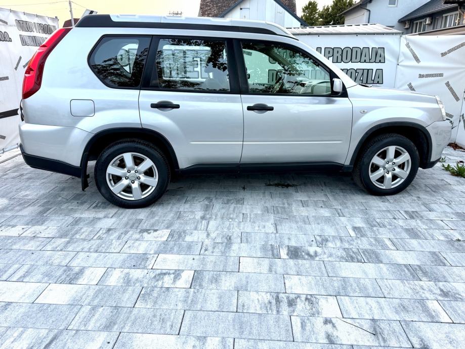 Nissan X-Trail 2,0 dCi KLIMA ** 4x4 ** # KAO NOV # KRED-KART HR- AUTO, pogled izvana - slika 4