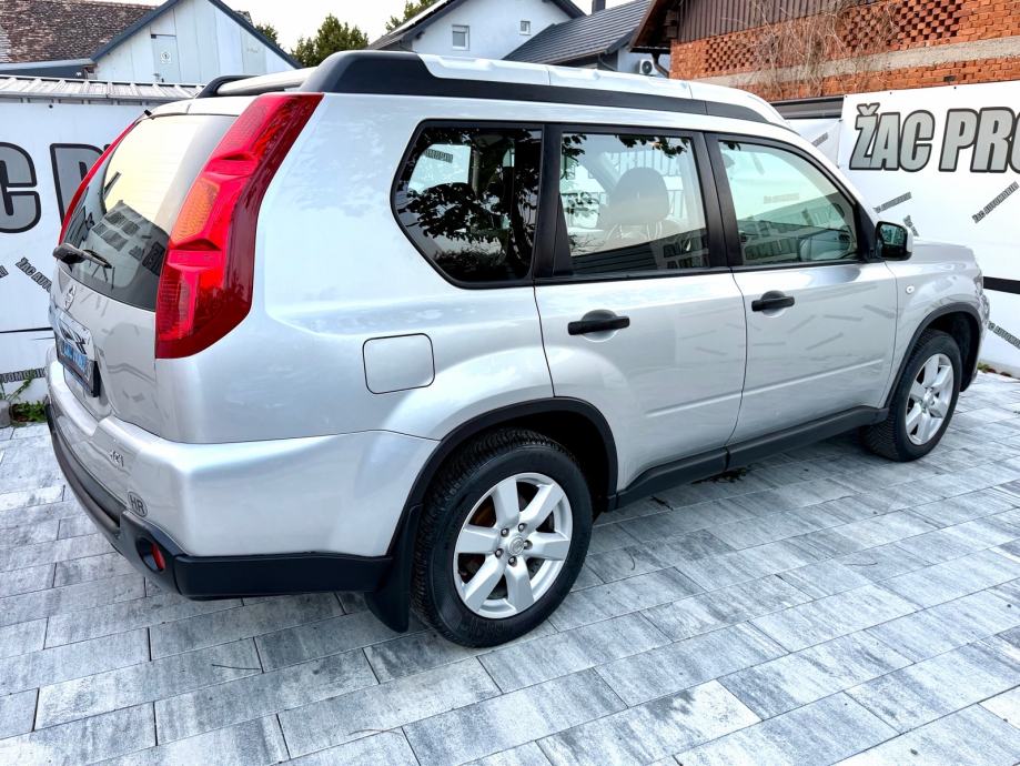 Nissan X-Trail 2,0 dCi KLIMA ** 4x4 ** # KAO NOV # KRED-KART HR- AUTO, fotografija 8