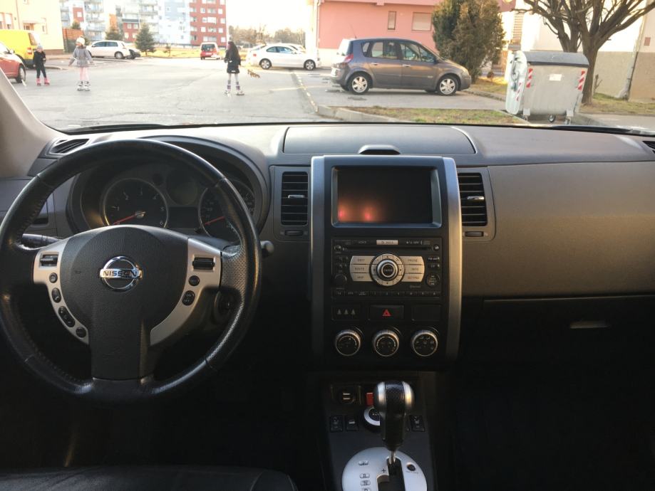 Nissan X-Trail 2,0 dCi LE automatik ; registriran do 31.03.2018 ;