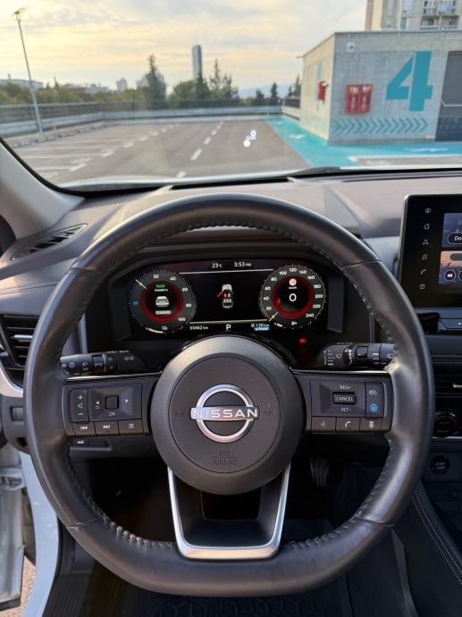 Nissan X-Trail e-Power Tekna, fotografija 9