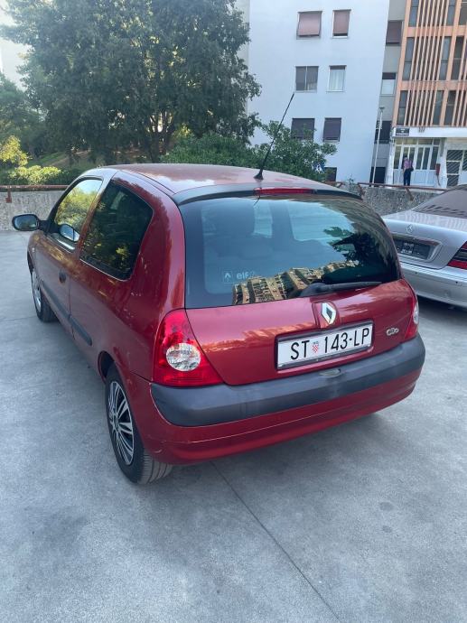 Očuvani Clio 2004., fotografija 3