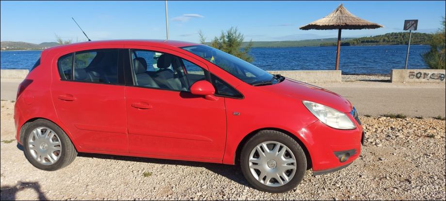 ODLIČNA! Corsa 1,2 16V,2007 g.1.VL,KA NOVA,reg.07/27,KLIMA,SERVISIRANA, fotografija 10