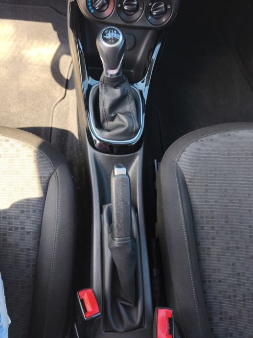 Opel Adam 1.2 - Registriran godinu dana! 6/27, fotografija 9