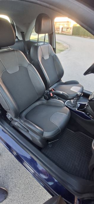 ✅Opel Adam PURPLE EDITION 1.4 100KS//REGA 07/2027//HR AUTO//TOP STANJE, fotografija 9