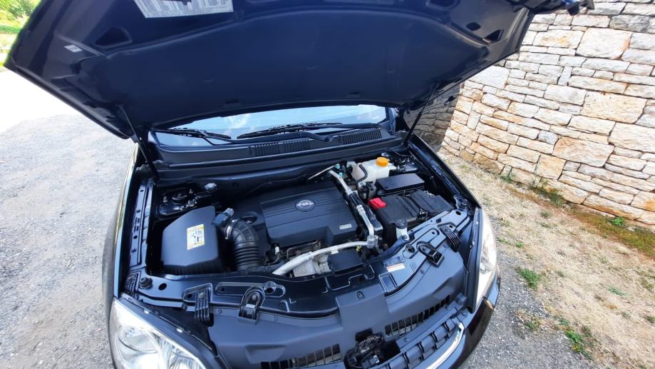 Opel Antara AWD 2,2 CDTI + 4 nove cjelogodišnje gume, fotografija 9