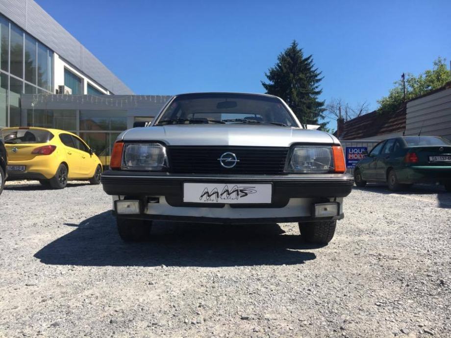 Opel Ascona 1 3 S 1983 God Opel Ascona 1 3 S 1983 God