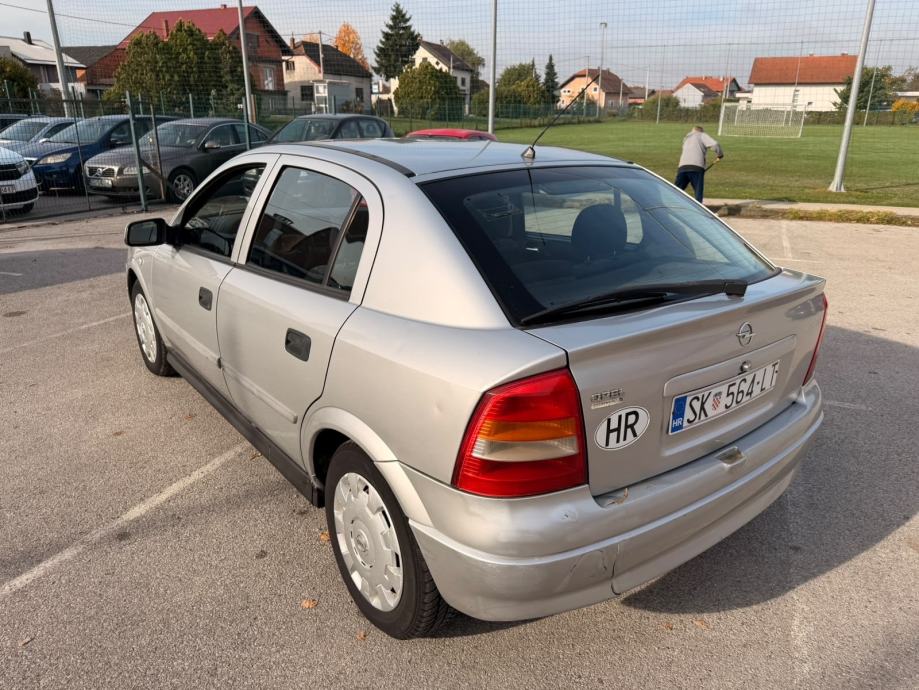 Opel Astra 1,2 AUTO ODLICAN ZA SVOJE GODINE BEZ ULOGA, fotografija 8
