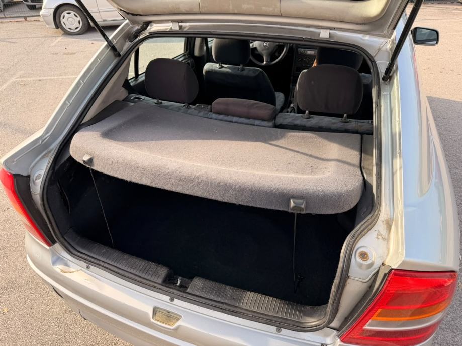 Opel Astra 1,2 AUTO ODLICAN ZA SVOJE GODINE BEZ ULOGA, fotografija 11