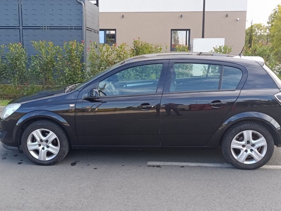 Opel Astra 1,4 16V 100.000 km - VIDEO PRIKAZ VOZILA, fotografija 10