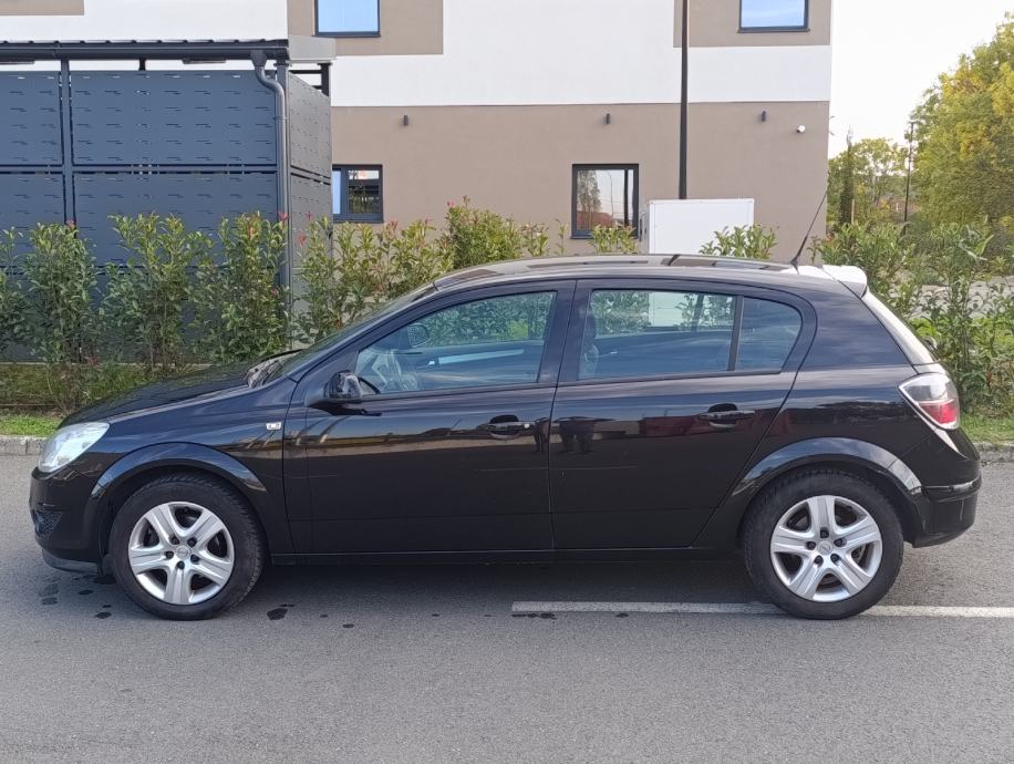 Opel Astra 1,4 16V 100.000 km - VIDEO PRIKAZ VOZILA, fotografija 11