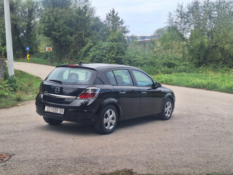 Opel Astra 1,4 16V,, 102 tkm hr auto, fotografija 6