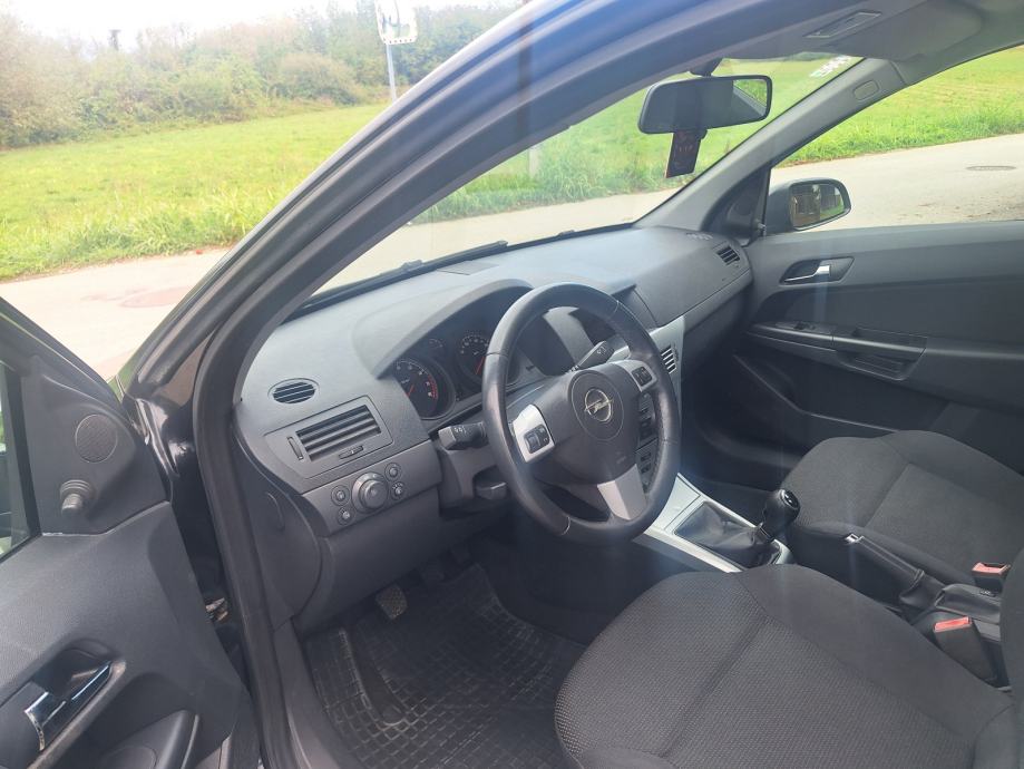Opel Astra 1,4 16V,, 102 tkm hr auto, fotografija 11