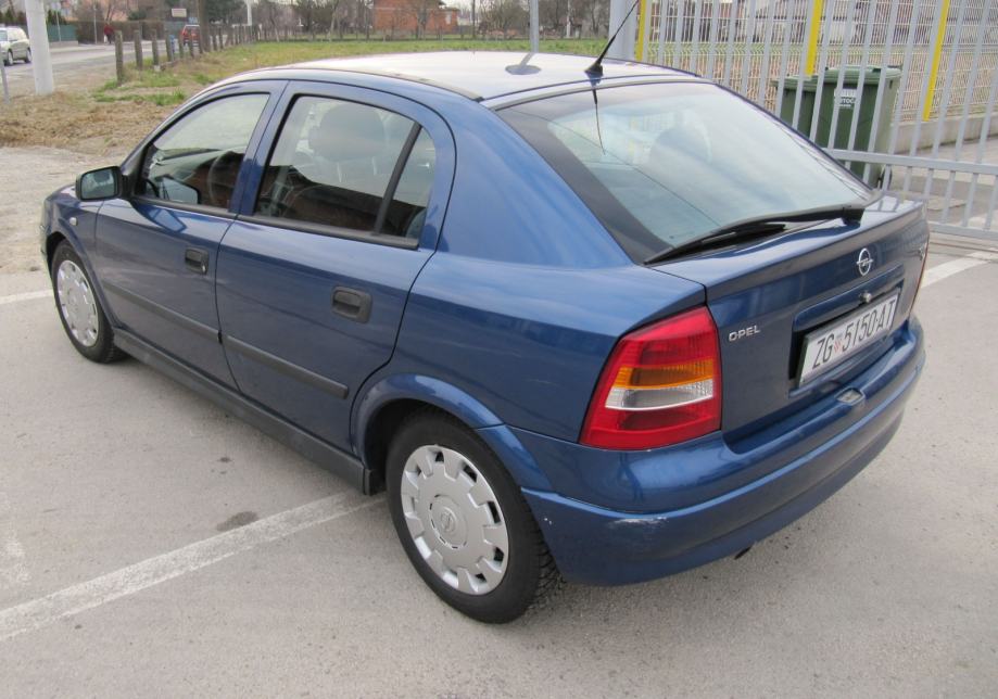 Opel astra 2002