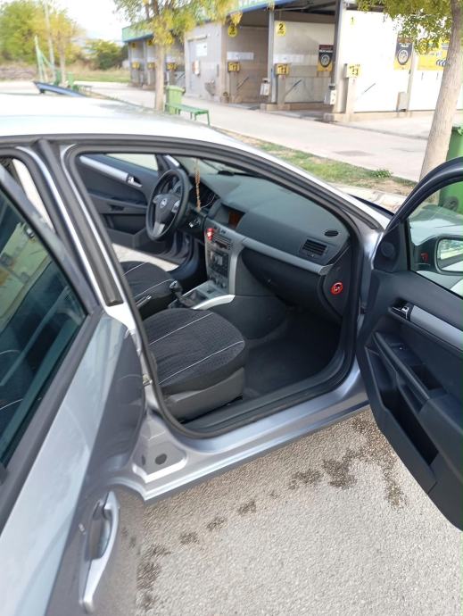 Opel Astra 1,4 16V Enjoy - CIJENA NIJE FIKSNA, fotografija 5