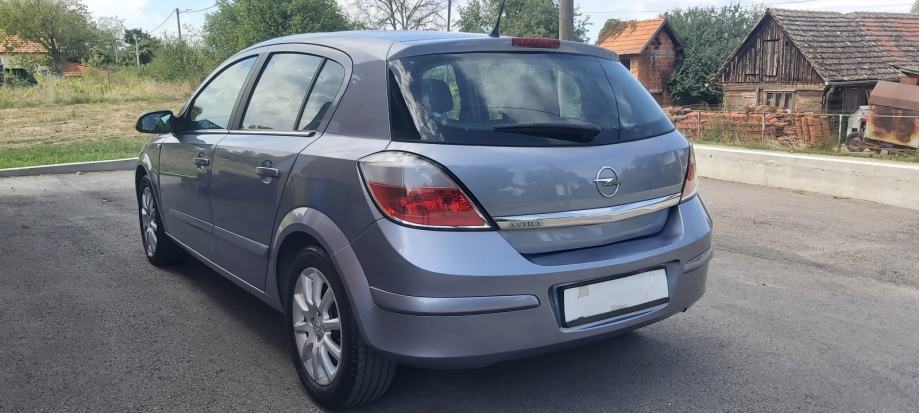Opel Astra 1,4 16V REG GODINU DANA VELIKI SERVIS, fotografija 5