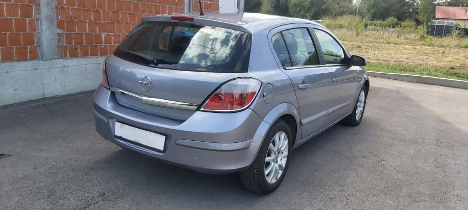 Opel Astra 1,4 16V REG GODINU DANA VELIKI SERVIS, fotografija 7