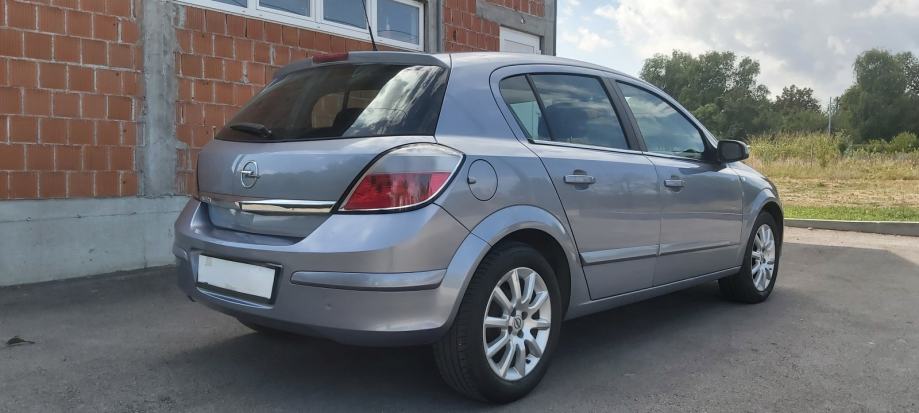 Opel Astra 1,4 16V REG GODINU DANA VELIKI SERVIS, fotografija 8
