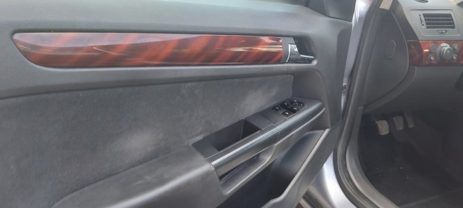 Opel Astra 1,4 16V REG GODINU DANA VELIKI SERVIS, fotografija 16