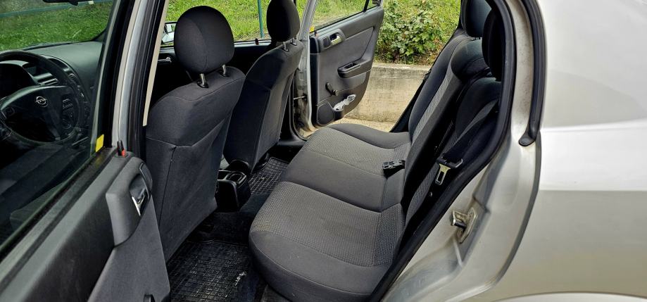 Opel Astra, 4 vrata 1400 ccm, benzinac, 66 kw, 105.000 km!!!, fotografija 10