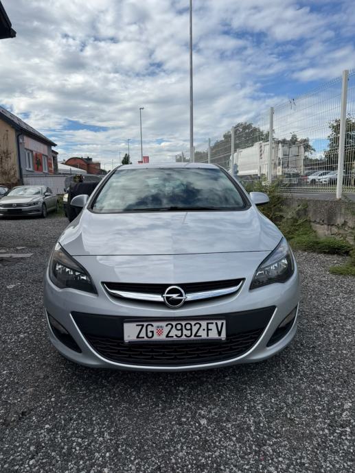 Opel Astra 1.4 ENJOY, fotografija 3
