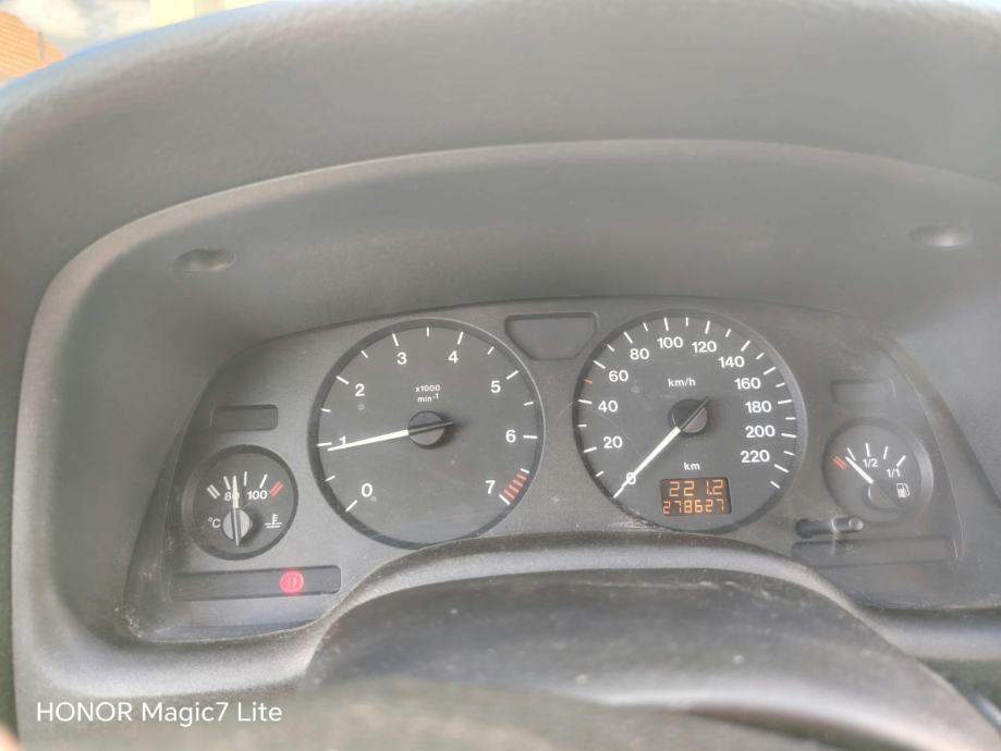 Opel Astra 1,4 GL, fotografija 10