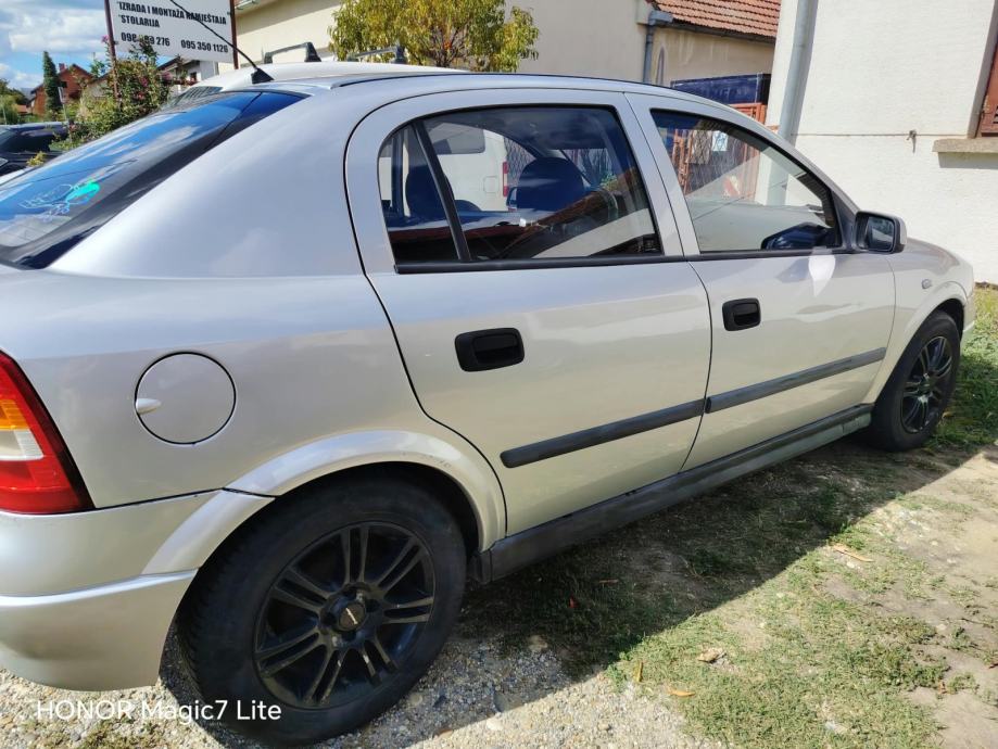 Opel Astra 1,4 GL, fotografija 4
