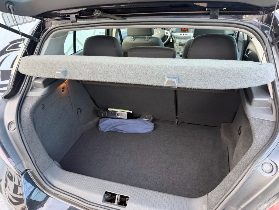 OPEL ASTRA 1,4 =HR AUTO= REG 1-GOD =SERVISNA KNJIGA= KLIMA, fotografija 7