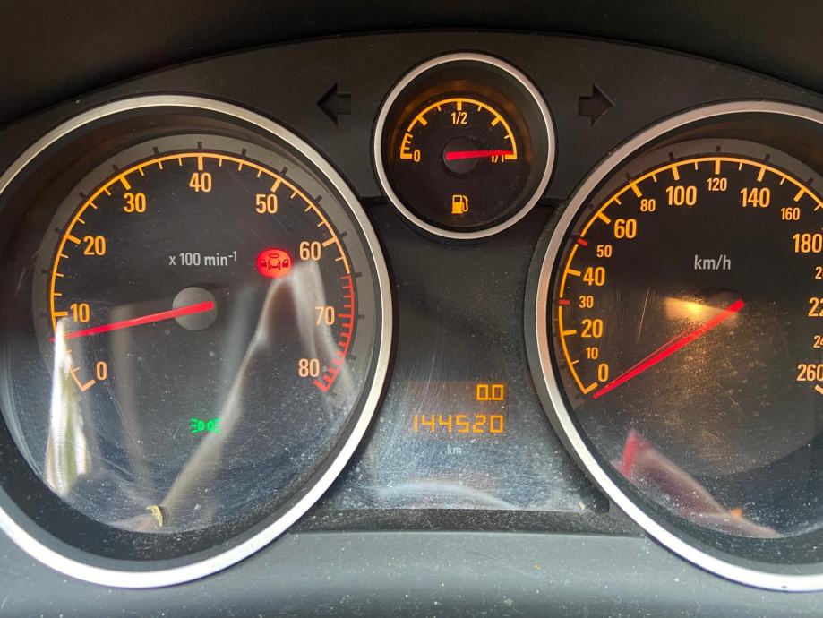 Opel Astra 1,4 neregistriran, 144.520km, fotografija 9