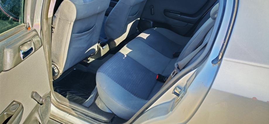 Opel Astra 1,4 ** ODLIČNO STANJE,KLIMA**, fotografija 17